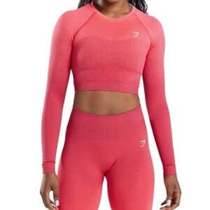 Gymshark‎ Pink Rashguard Athletic 2 Piece Shorts and Long Sleeve Crop Top